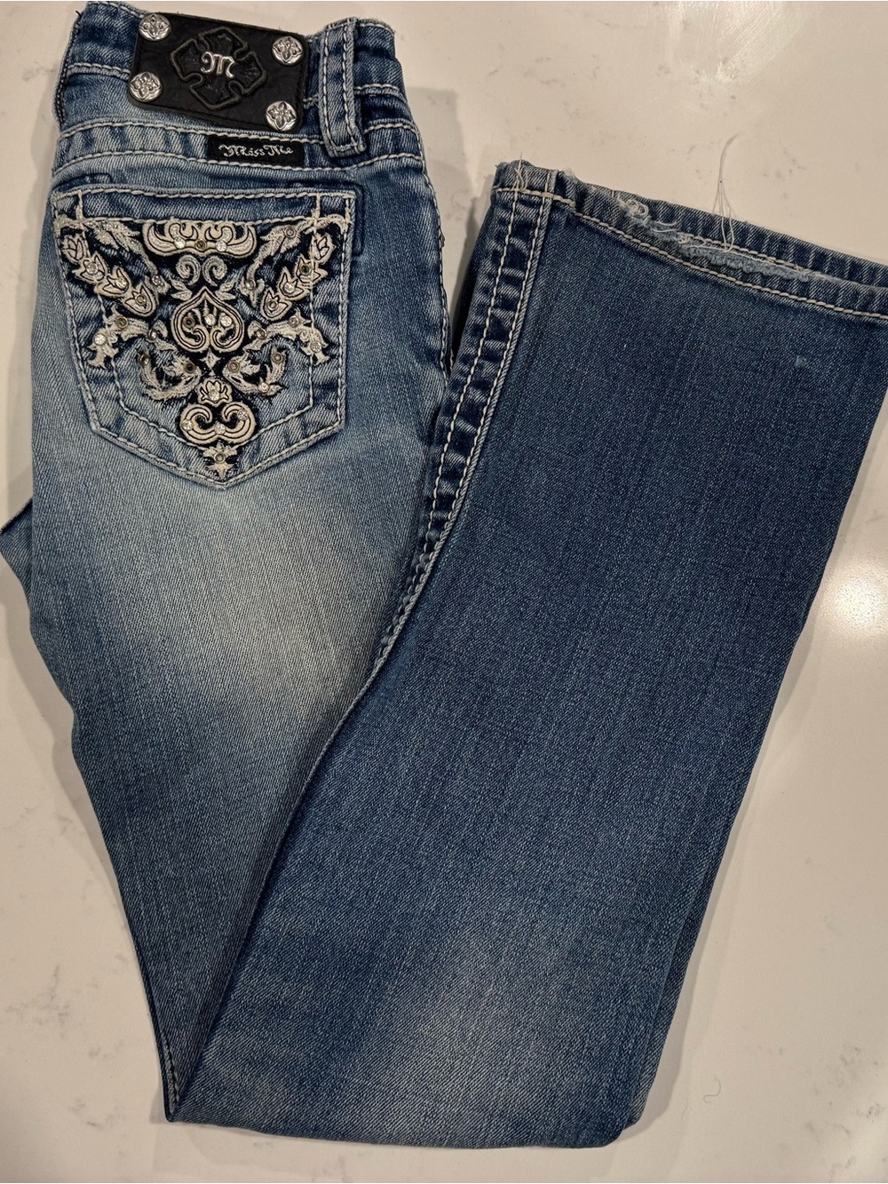 Miss Me Girls Size 10 Bootcut Jeans Embroidered Pocket Medium Wash Bling Denim